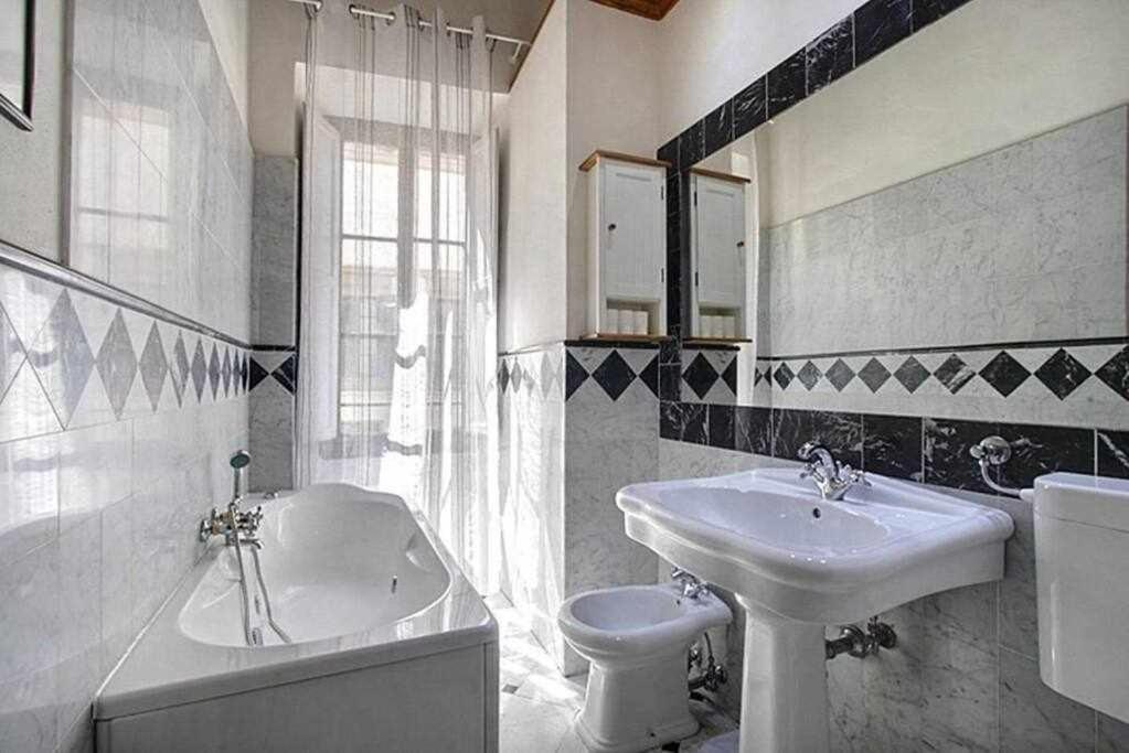شقة Panzani Rustico Vicino Santa Maria Novella فلورنس المظهر الخارجي الصورة
