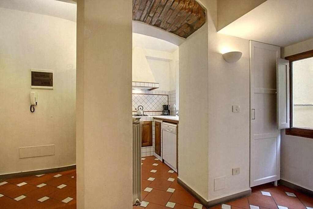 شقة Panzani Rustico Vicino Santa Maria Novella فلورنس المظهر الخارجي الصورة