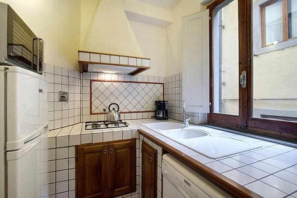 شقة Panzani Rustico Vicino Santa Maria Novella فلورنس المظهر الخارجي الصورة